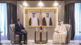 خلال تسليم نسخة من أوراق الاعتماد