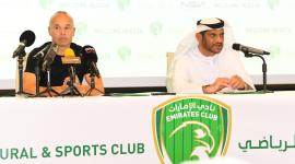 أندريس إنييستا في المؤتمر الصحفي