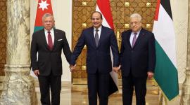 الرئيس المصري ونظيريه الفلسطيني والأردني