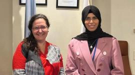 على هامش الاجتماع