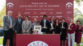 تتويج سعادة الشيخ حمد بن جوعان آل ثاني بفوز المهرة نور الموري