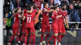 احتفال لاعبو ليفربول