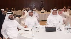 جانب من الندوة