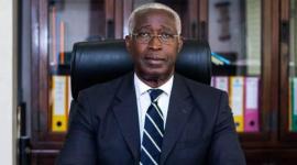 ريموند ندونغ رئيس الوزراء الجديد في الغابون