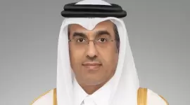 سعادة الدكتور علي بن صميخ المري وزير العمل