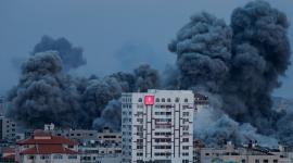 القصف الإسرائيلي يستهدف المنازل في قطاع غزة