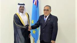 على هامش الاجتماع