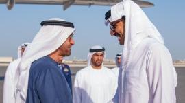 سمو الأمير خلال استقباله رئيس دولة الإمارات