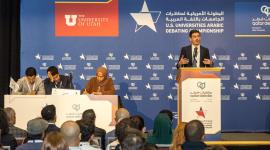 جانب من المناظرات