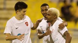 احتفال لاعبو الريان بأحد الأهداف خلال المباراة