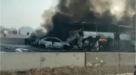 النيران التهمت عدد من المركبات بحادث طريق القاهرة إسكندرية اليوم