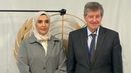 صورة على هامش الاجتماع