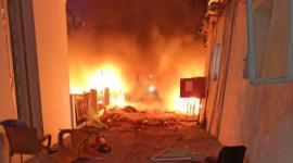 آثار القصف الإسرائيلي على المستشفى في غزة