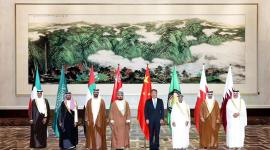 صورة جماعية على هامش الاجتماع