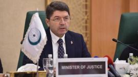 يلماز تونج وزير العدل التركي