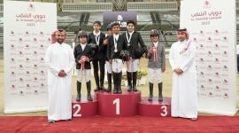 جانب من تتويج الفائزين