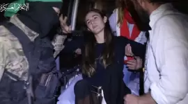 القسام سلّمت 13 من النساء والأطفال الإسرائيليين و4 أجانب