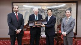 جانب من زيارة الوفد القطري