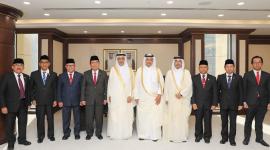 صورة جماعية على هامش الاجتماع