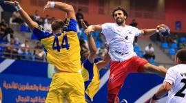 جانب من مباراة الغرافة والكويت الكويتي