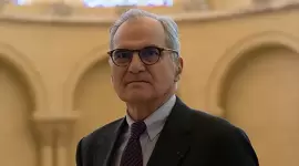 العقيد المتقاعد من الجيش الفرنسي آلان كورفيز