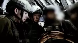 وزير دفاع الاحتلال يوآف غالانت وهو يتفقد النفق