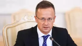 وزير الخارجية المجري بيتر سيارتو