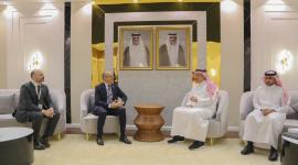 جانب من الاجتماعات