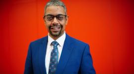 فوجان جيثينج رئيس الوزراء الجديد في ويلز