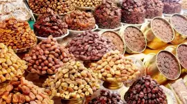 تصنف مصر والسعودية والجزائر وإيران بأنها أكبر منتجي التمر في العالم