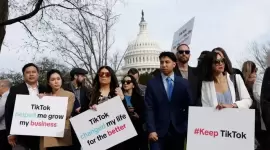 مظاهرات أمام مجلس النواب الأمريكي تطالب بعدم حظر تيك توك