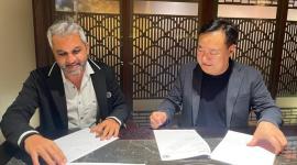 جانب من توقيع الاتفاقية