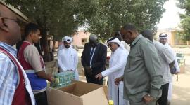 جانب من توزيع المساعادت