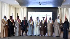 صورة جماعية على هامش الاجتماع