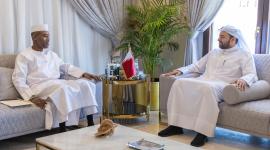 سعادة الدكتور محمد بن عبدالعزيز الخليفي وزير الدولة بوزارة الخارجية خلال تسلم الرسالة