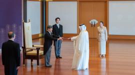 خلال تسليم نسخة من أوراق الاعتماد