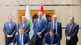 جانب من توقيع الاتفاقية