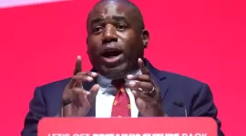 ديفيد لامي وزير الخارجية في المعارضة