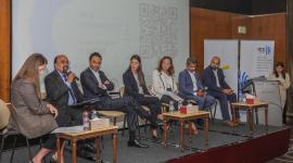 جانب من الندوة