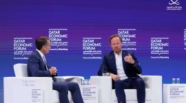 جانب من نقاشات الجلسة