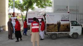 جانب من توزيع الأضاحي