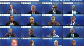 جانب من حفل التخريج عبر تقنية الاتصال المرئي