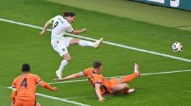 مباراة النمسا ضد هولندا