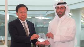 على هامش الاجتماع