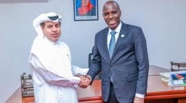 على هامش الاجتماع