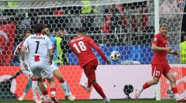 اللاعب التركي ميرت مولدور