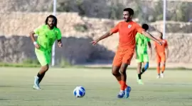 جانب من المباراة الودية لفريق كاظمة مع الفريق المزيف