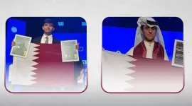 جانب من تسليم الشهادات