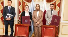 جانب من توقيع الاتفاقية