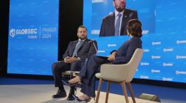 سعادة الدكتور محمد بن عبدالعزيز بن صالح الخليفي وزير الدولة بوزارة الخارجية